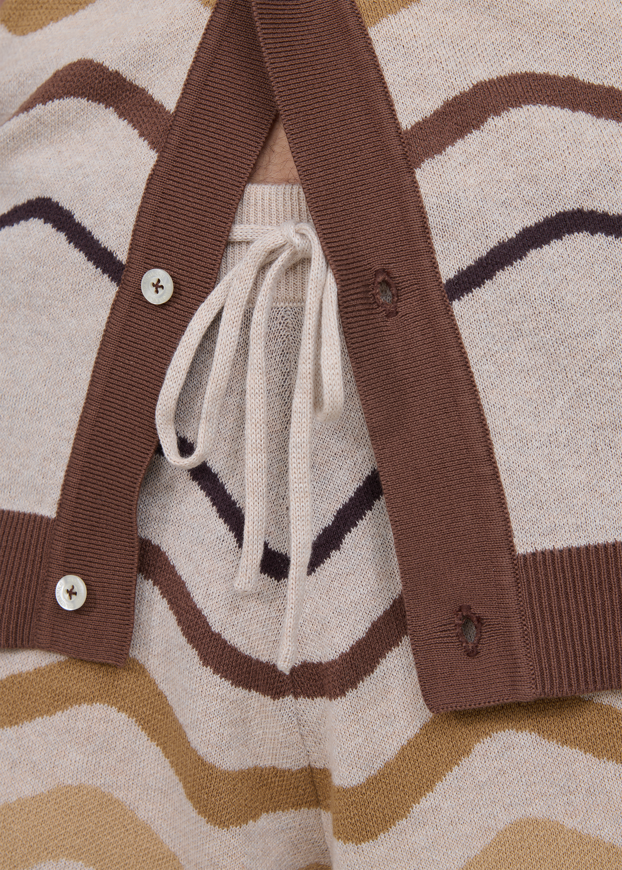 Gradient Wave Knitted Short - Stone