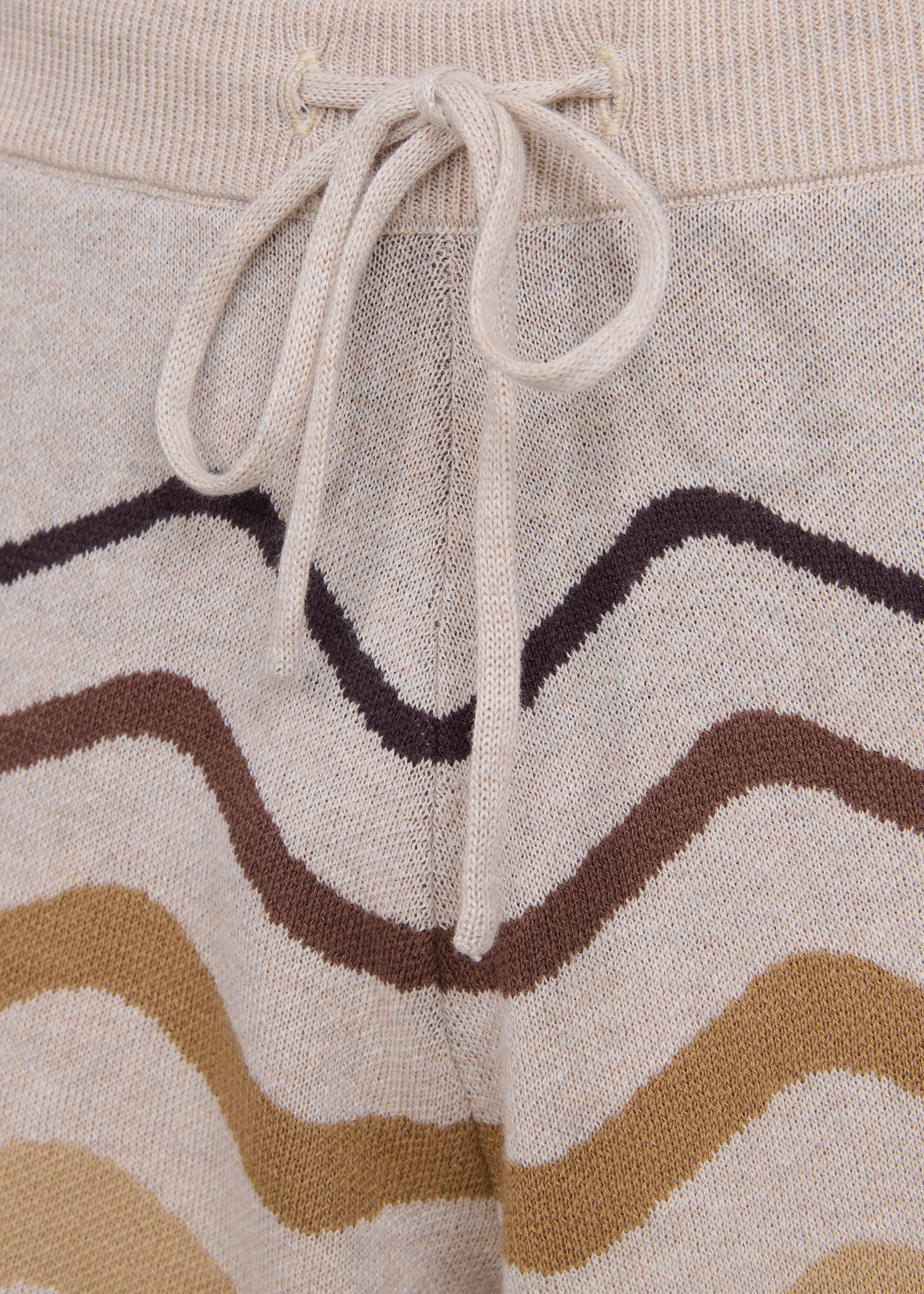 Gradient Wave Knitted Short - Stone
