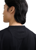 Contrast Fade Logo Print T-shirt - Black